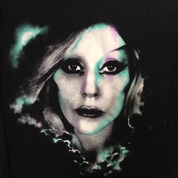 Lady Gaga Tee - Picture 2 of 2